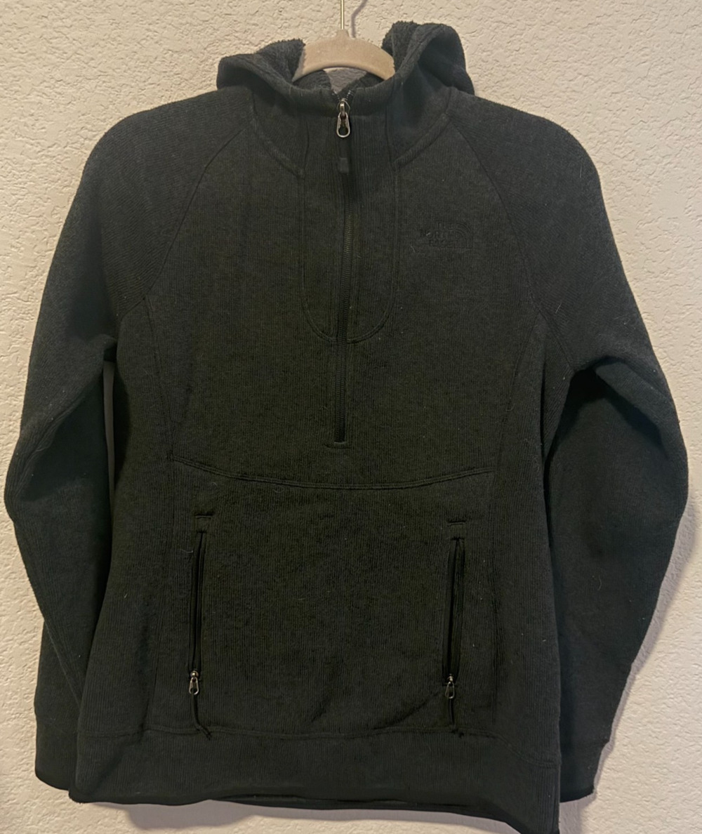 The North Face Women’s Hoodie Sweatshirt Small Black Pullover Fleece Lined